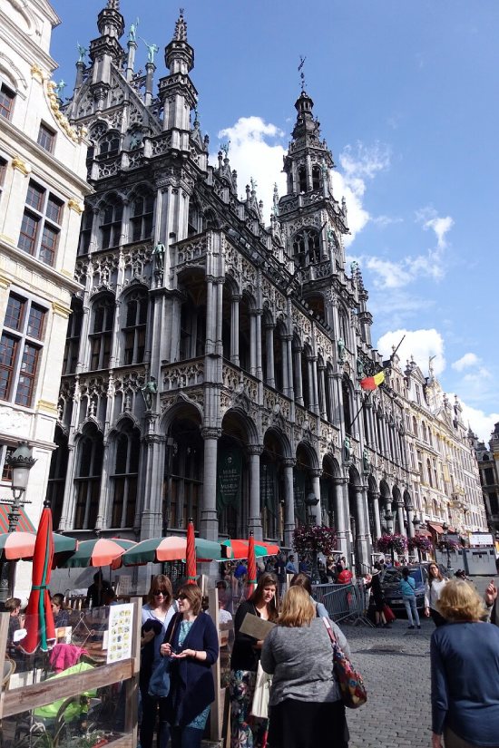 brussels.jpg (141 KB)